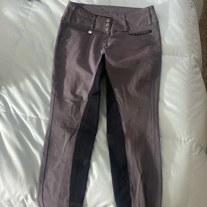 Women’s romfh dressage breeches. Hardly worn! Full seat! Very flattering!